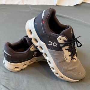 On Running Cloudrunner 2.0 Waterproof Gray Athletic Shoes Men’s 11.5